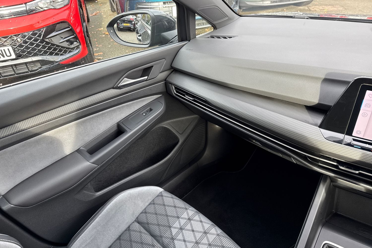 Used Volkswagen Golf 2020 for sale - 76630042: Photo 20