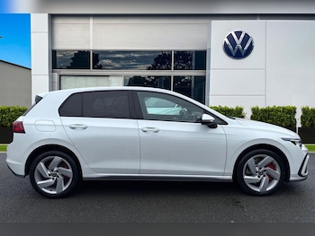 Used Volkswagen Golf 2025 for sale - 77700646: Photo