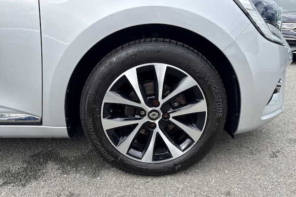 Used Renault Clio 2020 for sale - 76257016: Photo 9