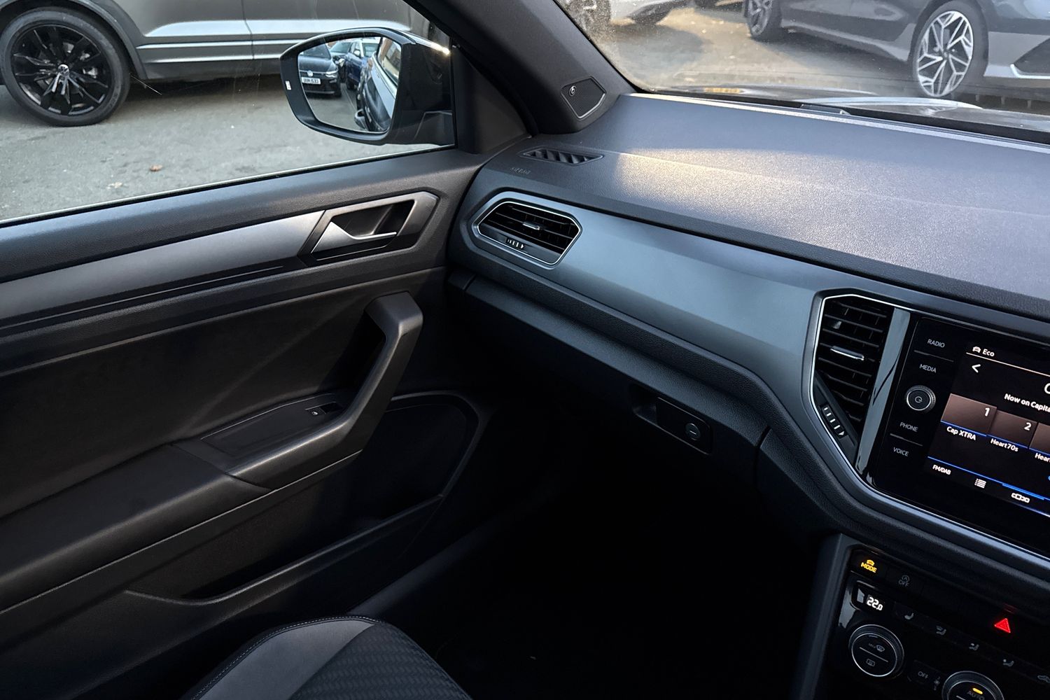 Used Volkswagen T-Roc 2021 for sale - 76902570: Photo 19