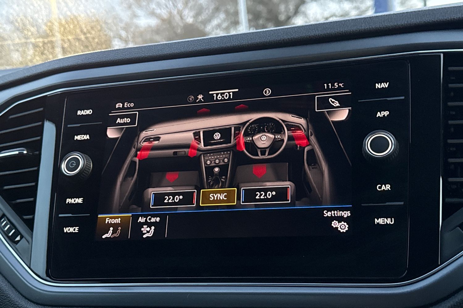 Used Volkswagen T-Roc 2021 for sale - 76902570: Photo 21