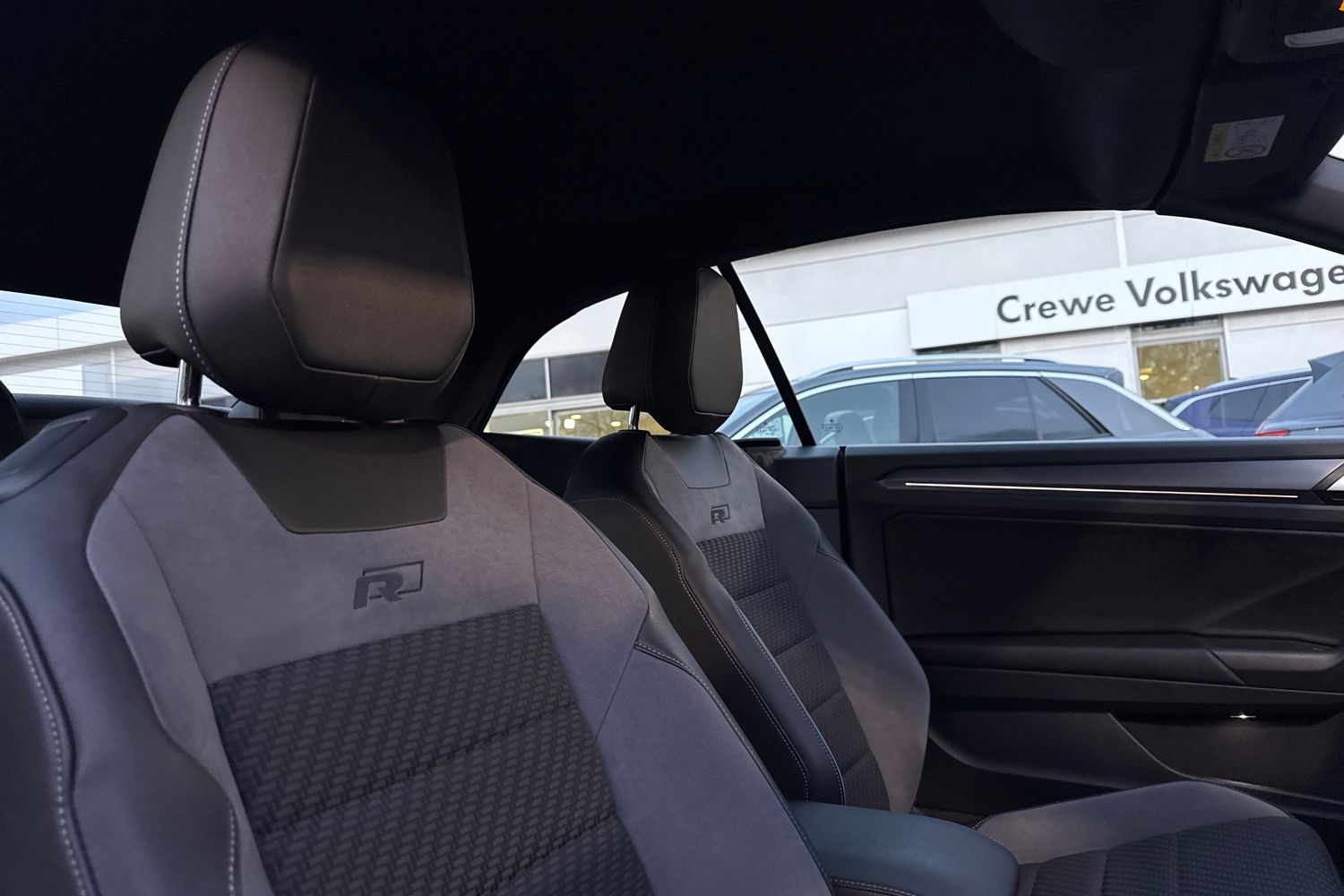 Used Volkswagen T-Roc 2021 for sale - 76902570: Photo 23