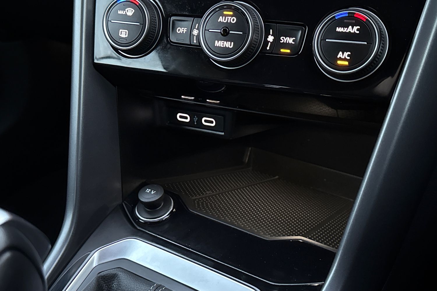 Used Volkswagen T-Roc 2021 for sale - 76902570: Photo 33