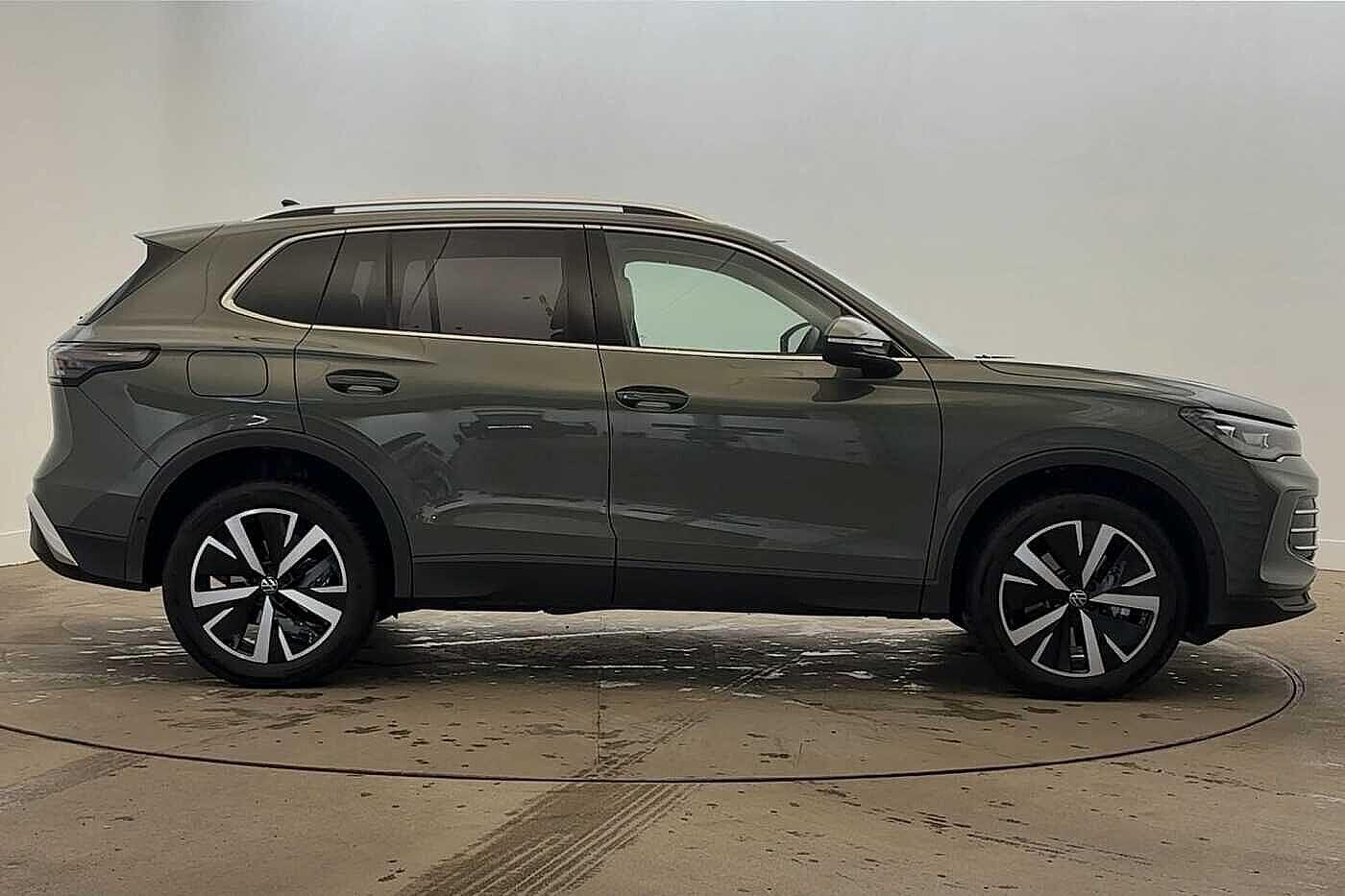 Used Volkswagen Tiguan 2025 for sale - 77608182: Photo 4