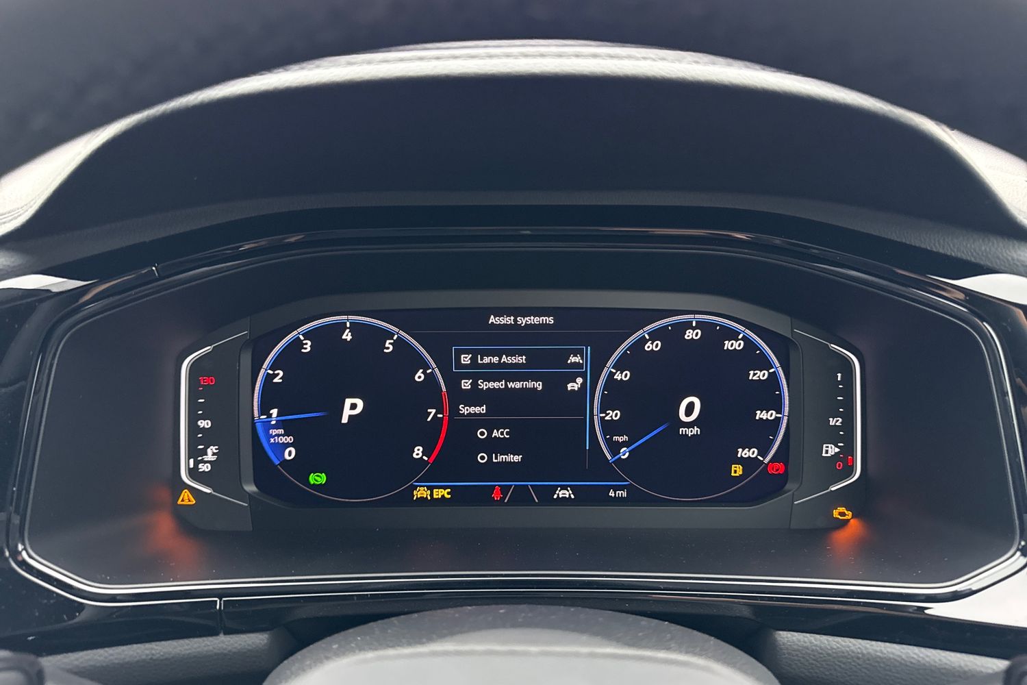 Used Volkswagen T-Roc 2025 for sale - 76405945: Photo 40