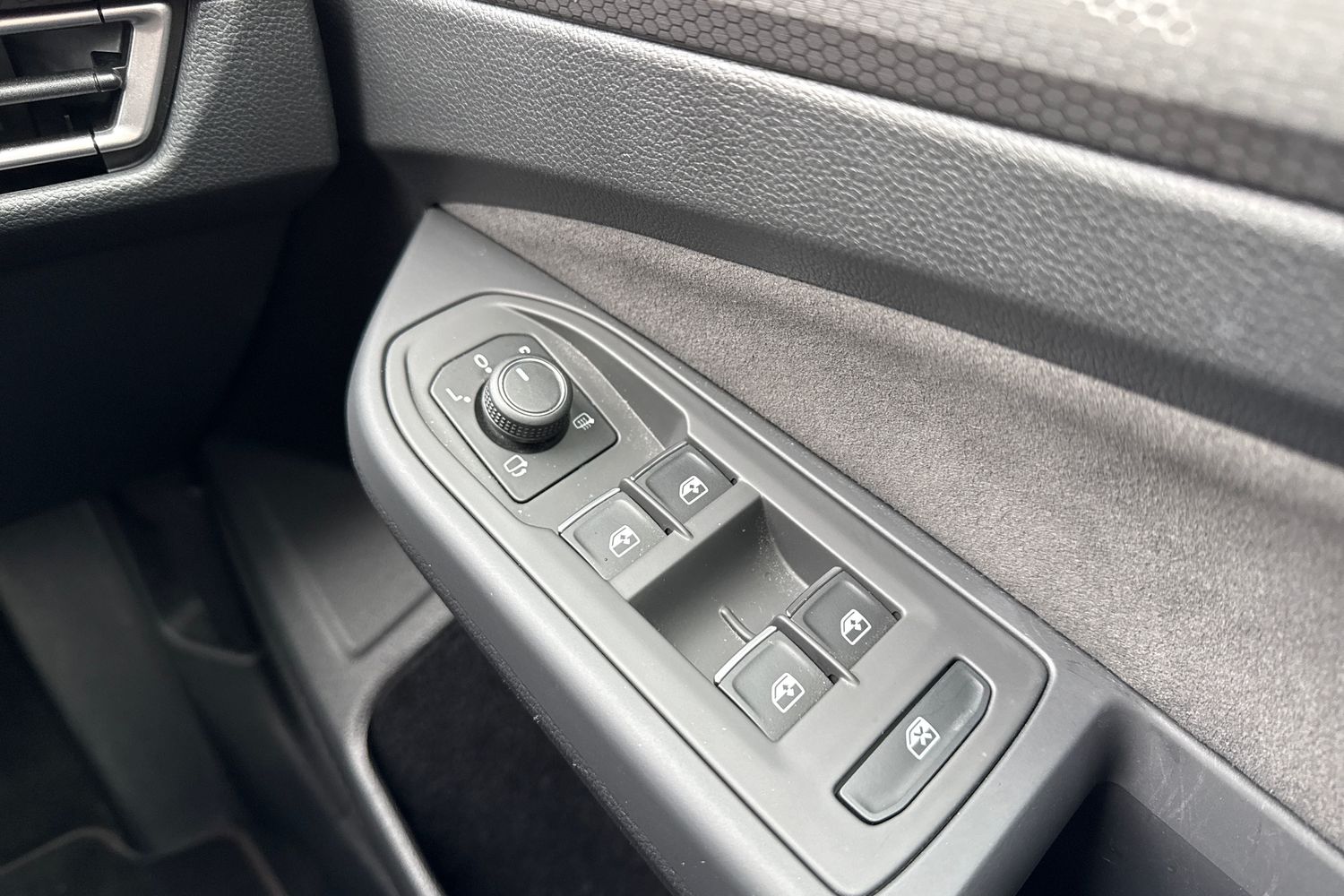 Used Volkswagen Golf 2023 for sale - 77649397: Photo 24