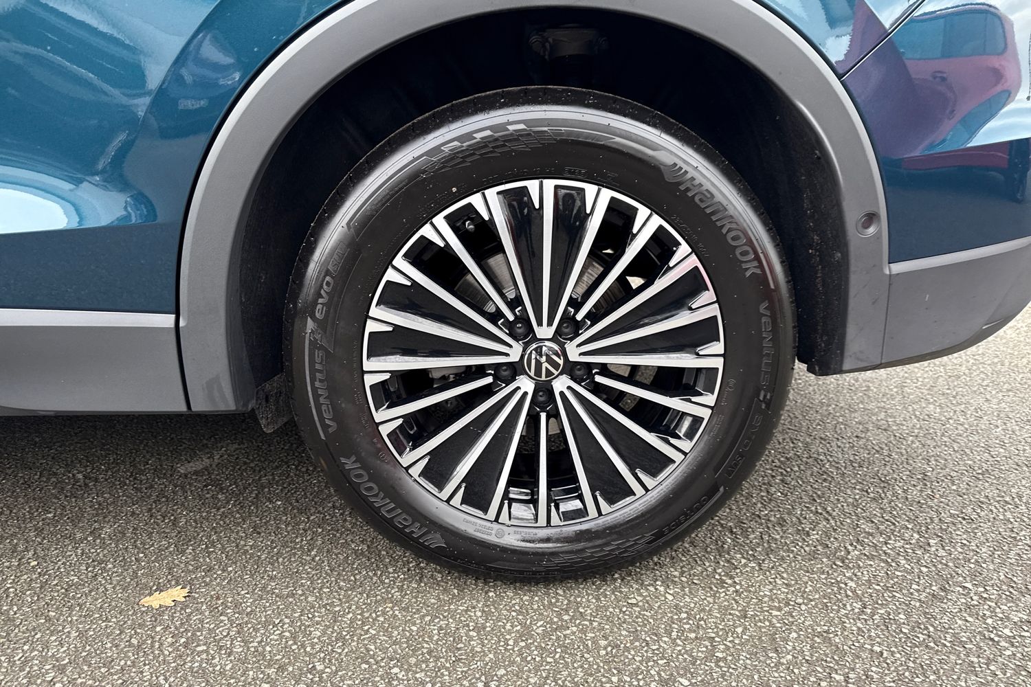 Used Volkswagen Tiguan 2025 for sale - 76488349: Photo 11