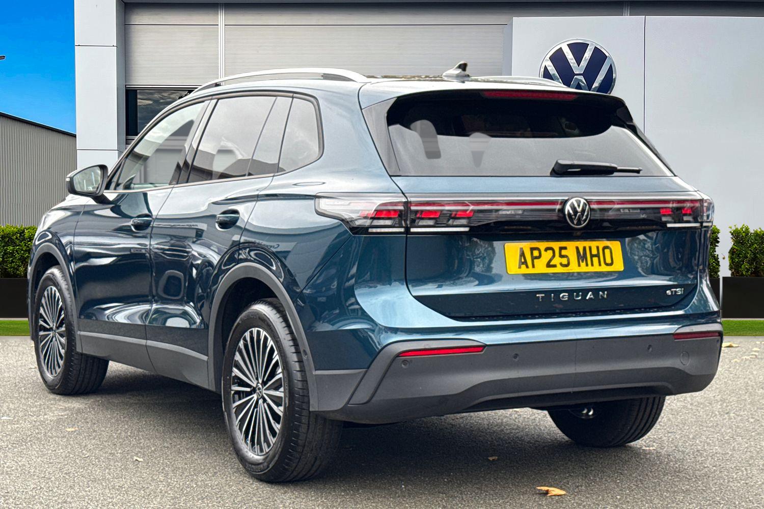 Used Volkswagen Tiguan 2025 for sale - 76488349: Photo 2