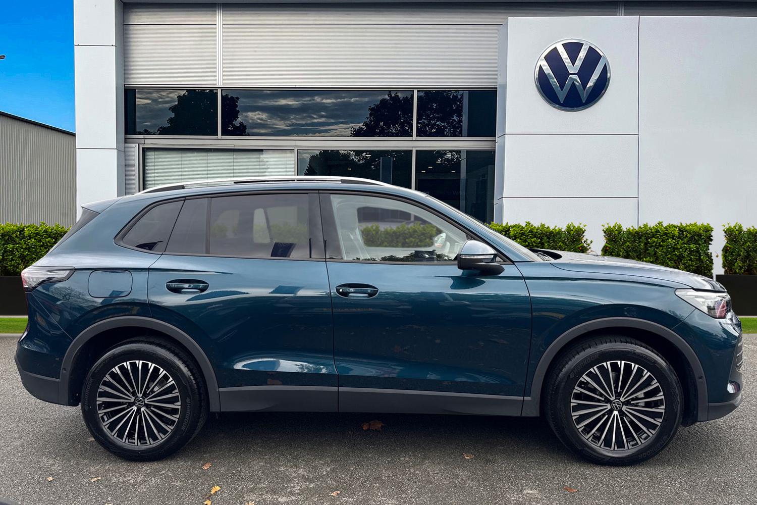 Used Volkswagen Tiguan 2025 for sale - 76488349: Photo 3