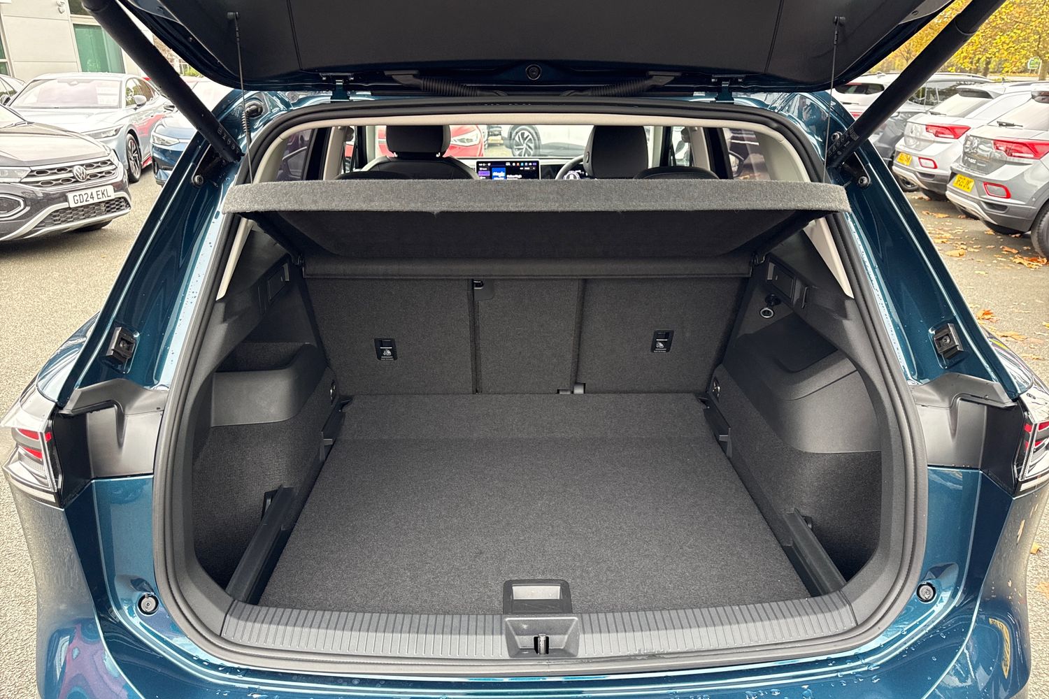 Used Volkswagen Tiguan 2025 for sale - 76488349: Photo 6