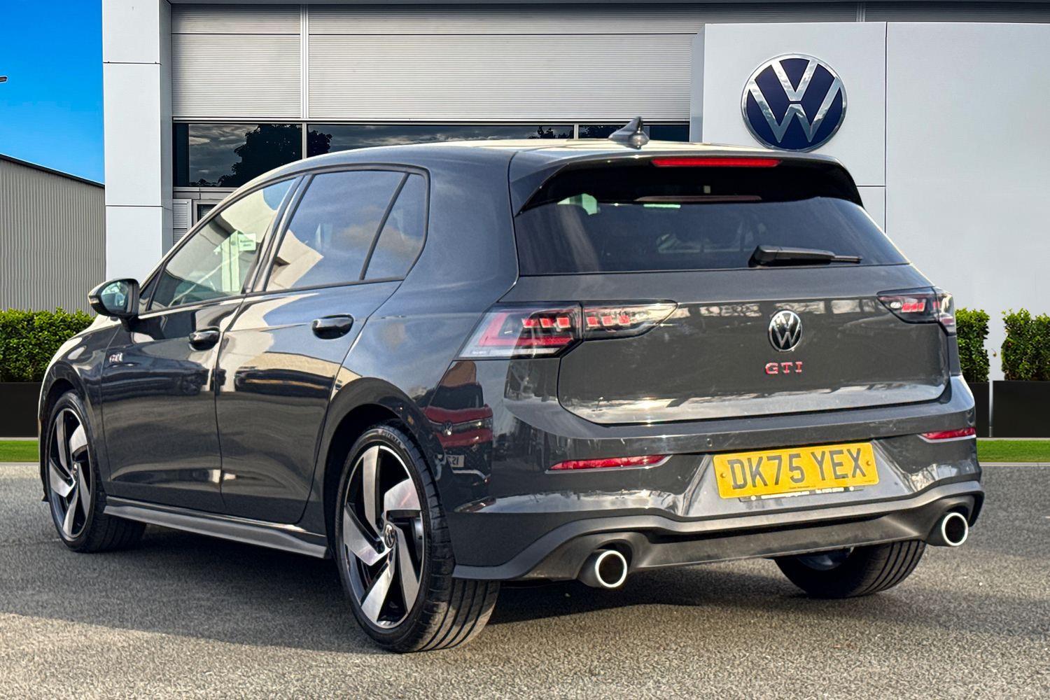 Used Volkswagen Golf 2025 for sale - 77287077: Photo 2