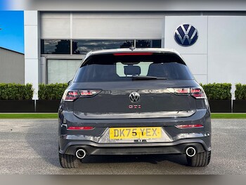 Used Volkswagen Golf 2025 for sale - 77287077: Photo