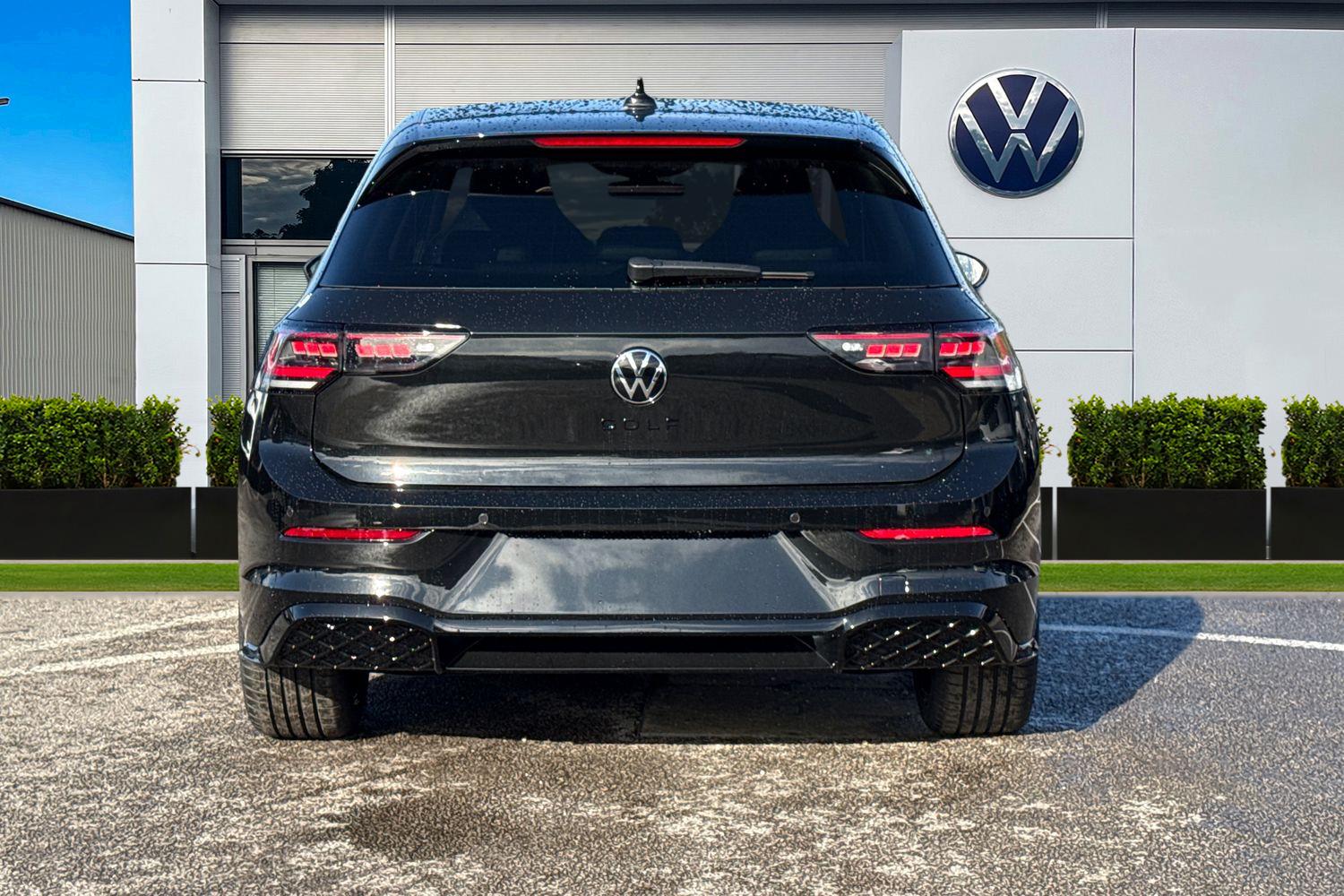 Used Volkswagen Golf 2025 for sale - 76718450: Photo 4