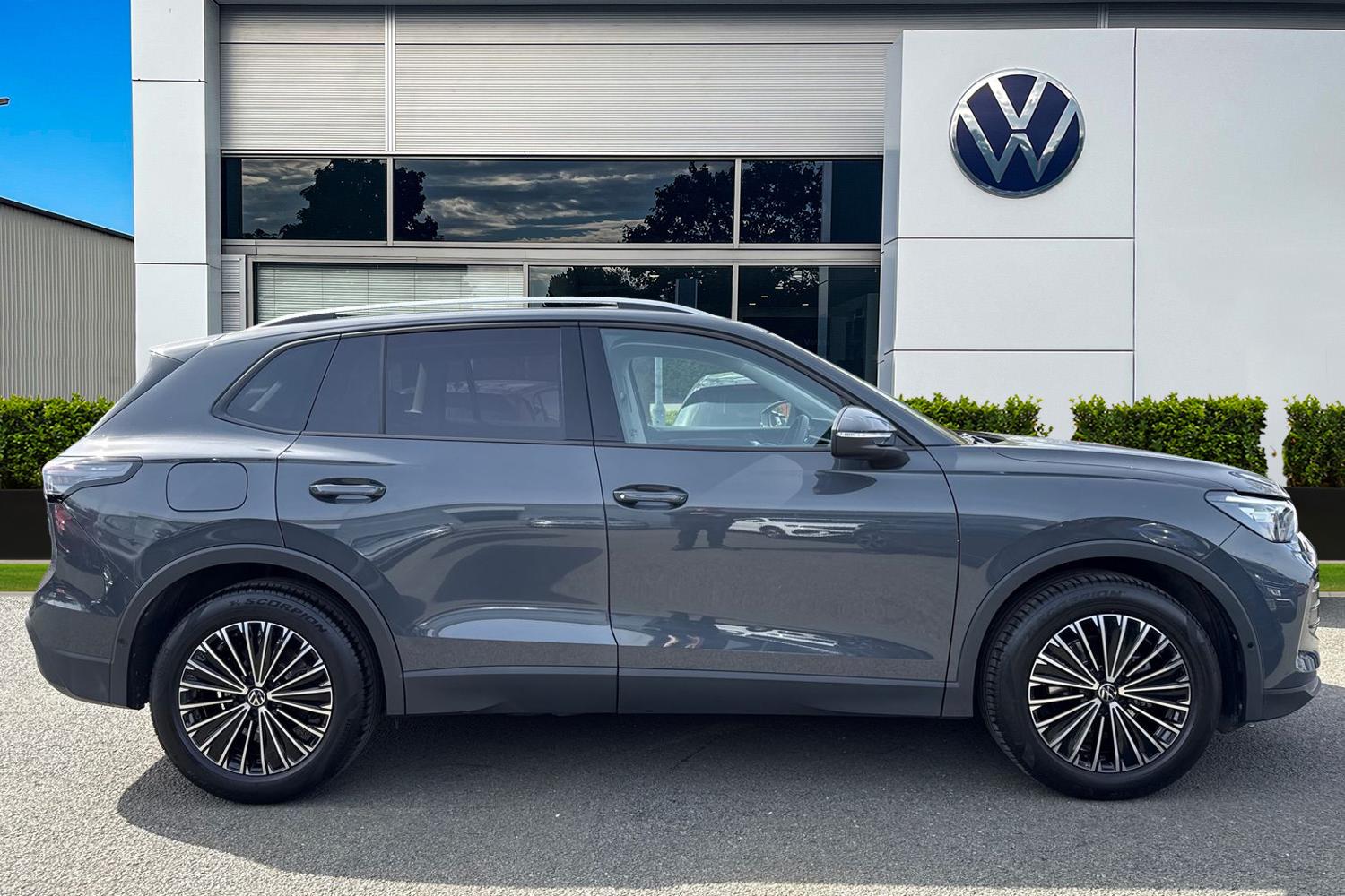 Used Volkswagen Tiguan 2025 for sale - 78197565: Photo 3