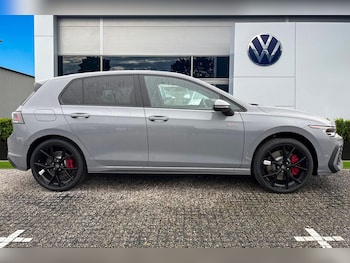 Used Volkswagen Golf 2026 for sale - 78437121: Photo