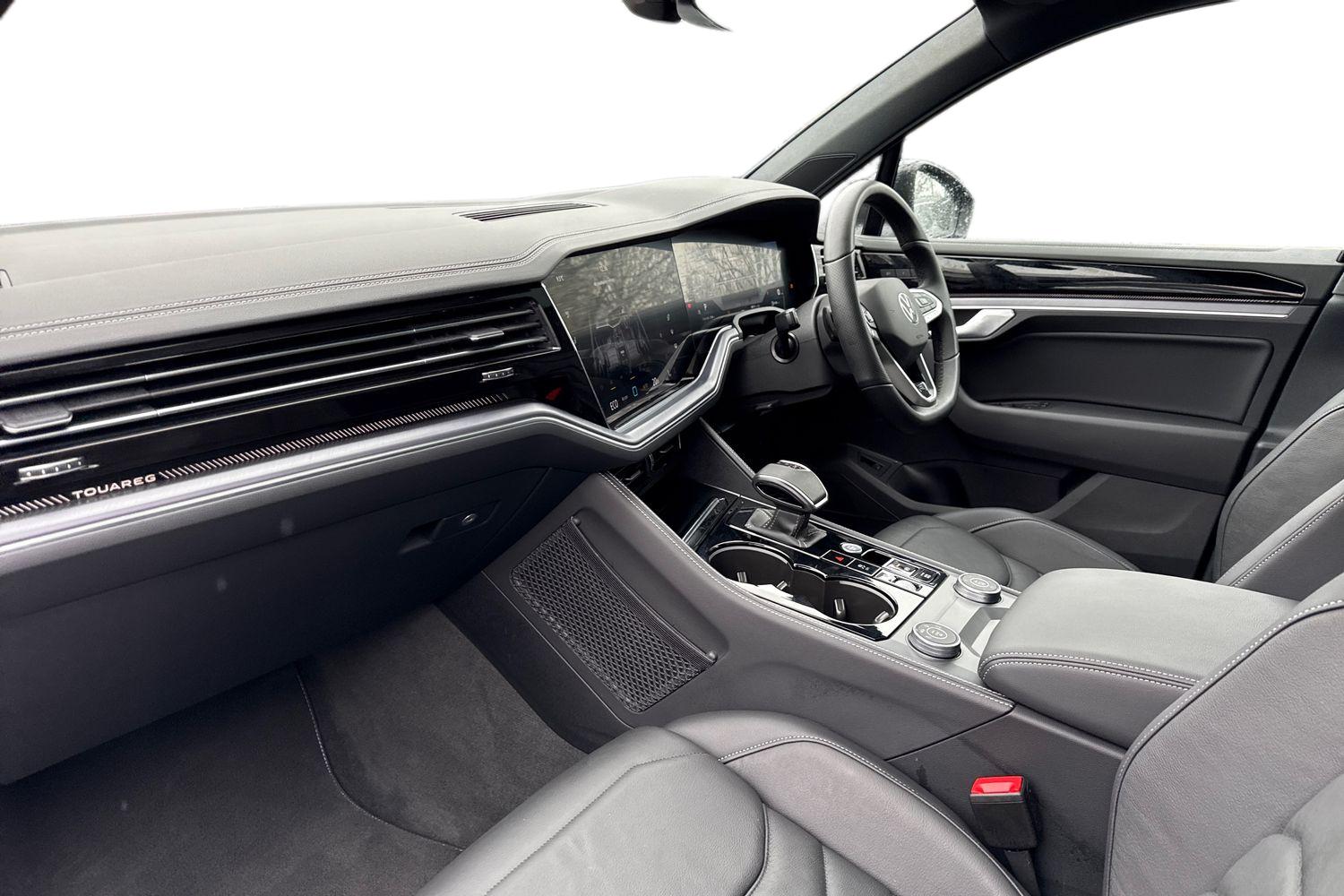 Used Volkswagen Touareg 2025 for sale - 77527396: Photo 15