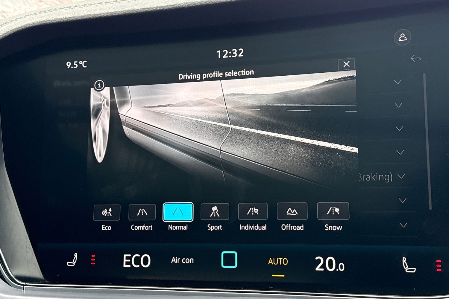 Used Volkswagen Touareg 2025 for sale - 77527396: Photo 35