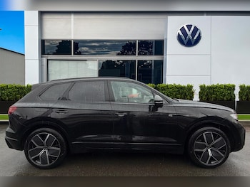 Used Volkswagen Touareg 2025 for sale - 77527396: Photo