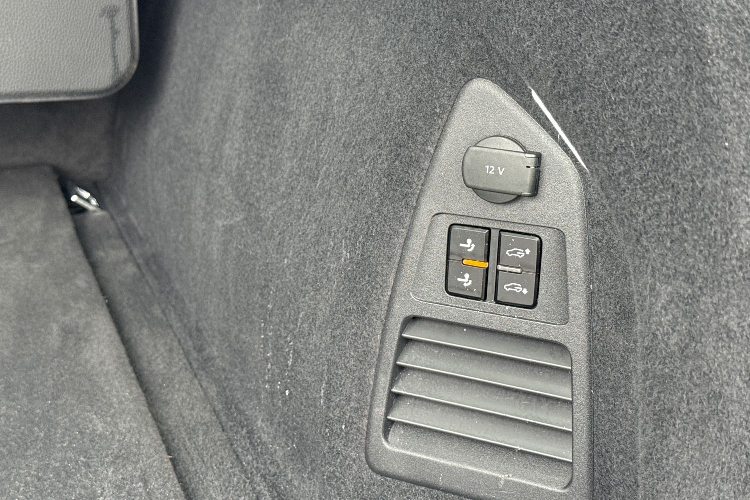 Used Volkswagen Touareg 2025 for sale - 77527396: Photo 44