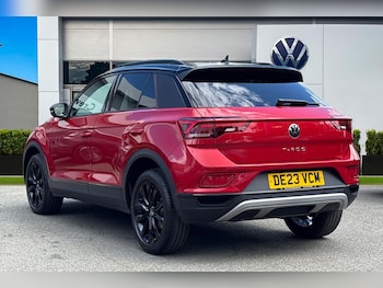 Used Volkswagen T-Roc 2023 for sale - 78583985: Photo