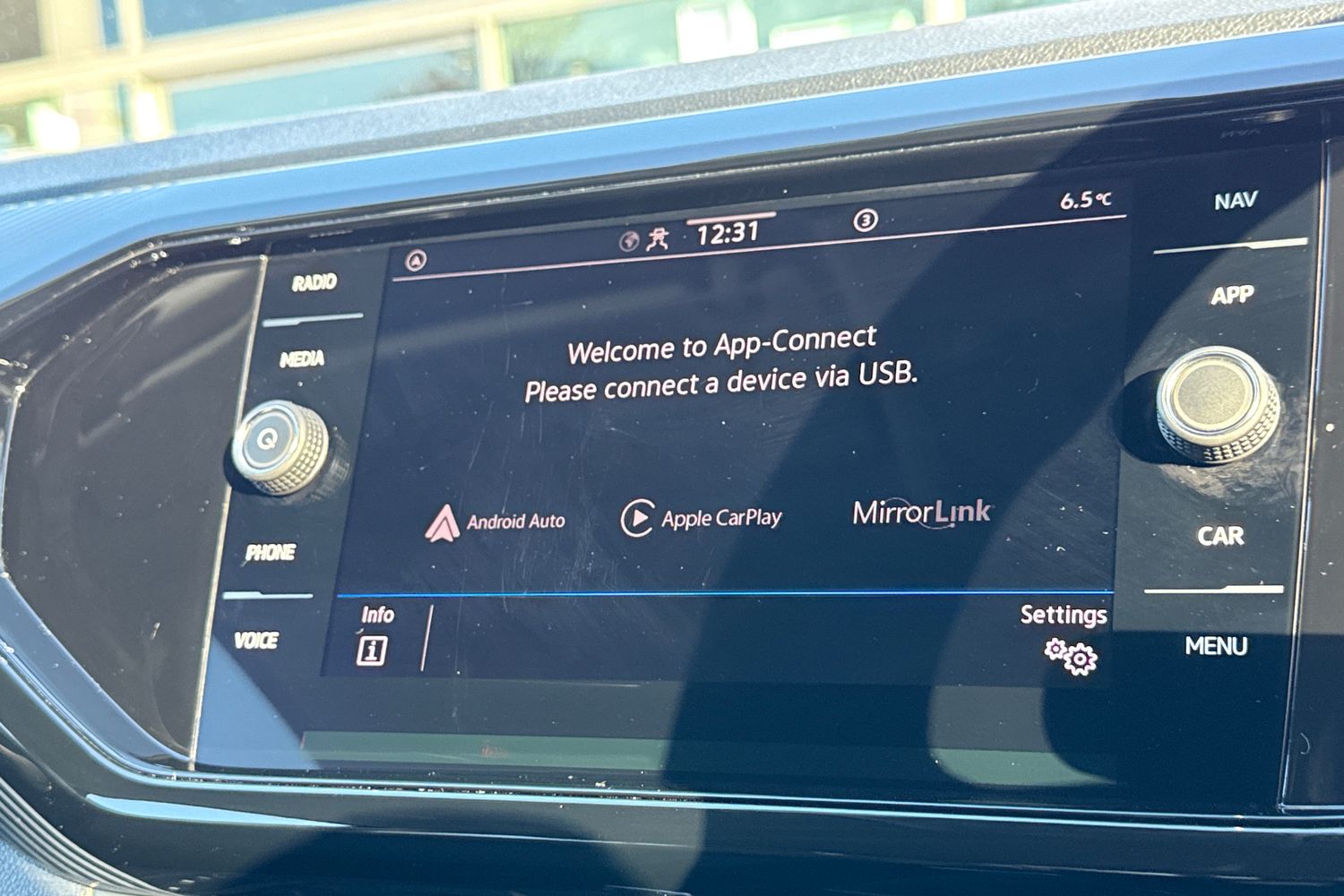 Used Volkswagen T-Cross 2023 for sale - 76604110: Photo 30