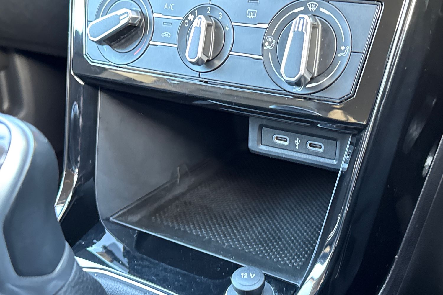 Used Volkswagen T-Cross 2023 for sale - 76604110: Photo 33