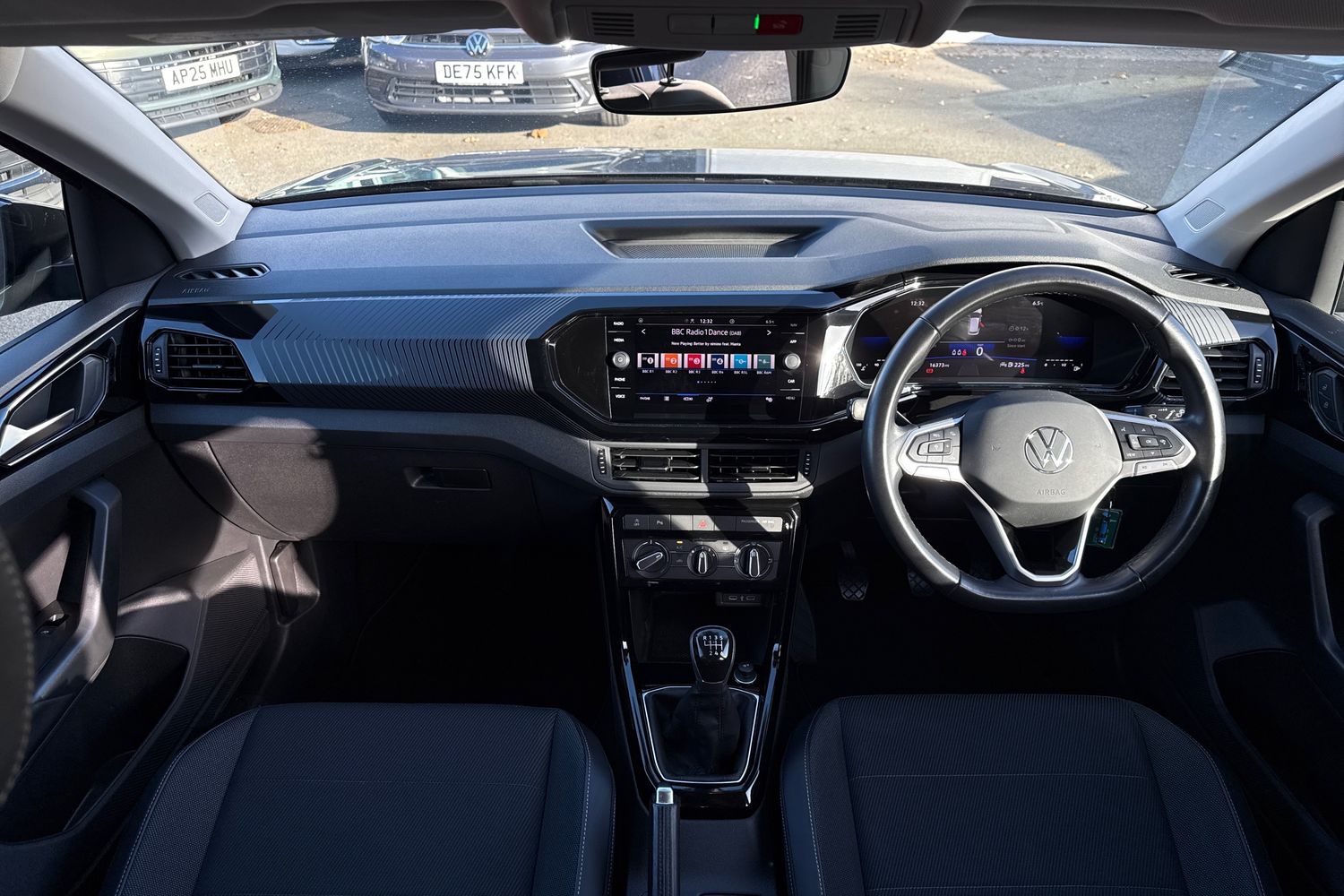 Used Volkswagen T-Cross 2023 for sale - 76604110: Photo 36