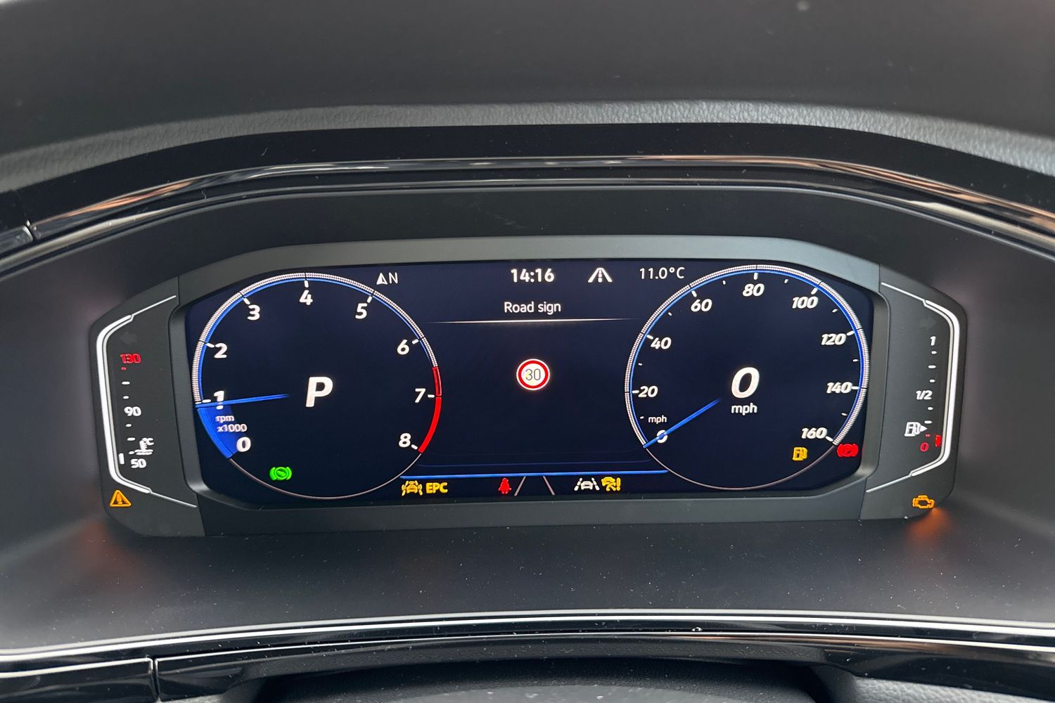 Used Volkswagen T-Roc 2026 for sale - 77308763: Photo 33