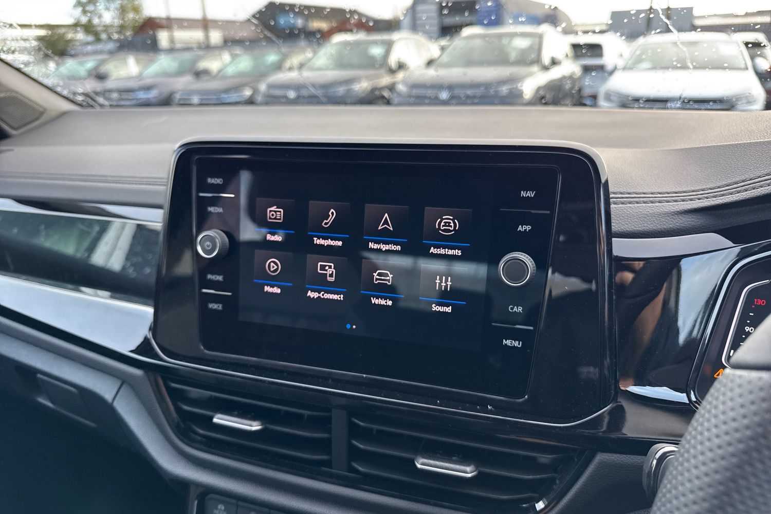 Used Volkswagen T-Roc 2026 for sale - 77308763: Photo 42