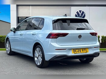 Used Volkswagen Golf 2025 for sale - 75855642: Photo