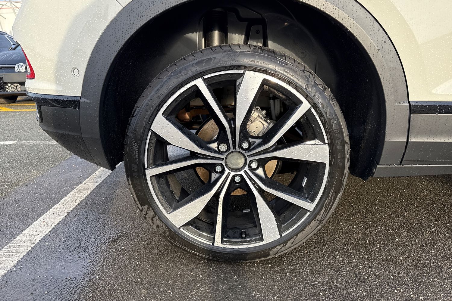 Used Volkswagen T-Roc 2025 for sale - 76985295: Photo 11