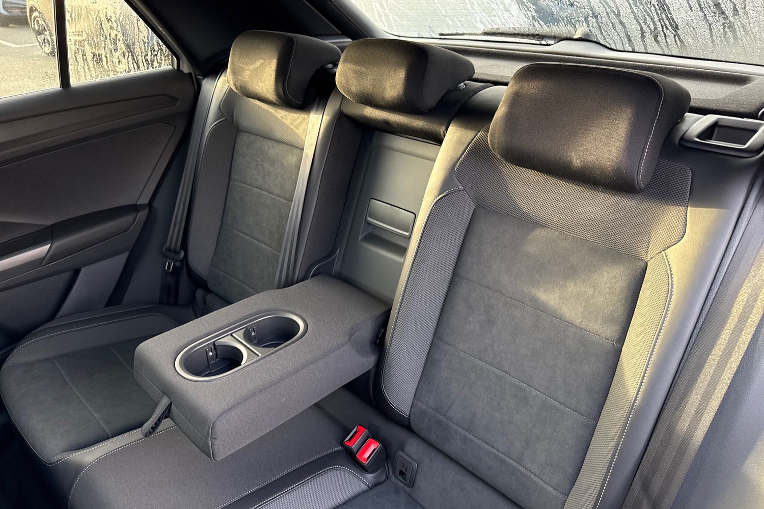 Used Volkswagen T-Roc 2025 for sale - 76985295: Photo 18