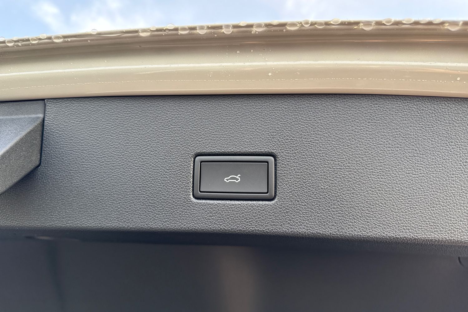 Used Volkswagen T-Roc 2025 for sale - 76985295: Photo 29