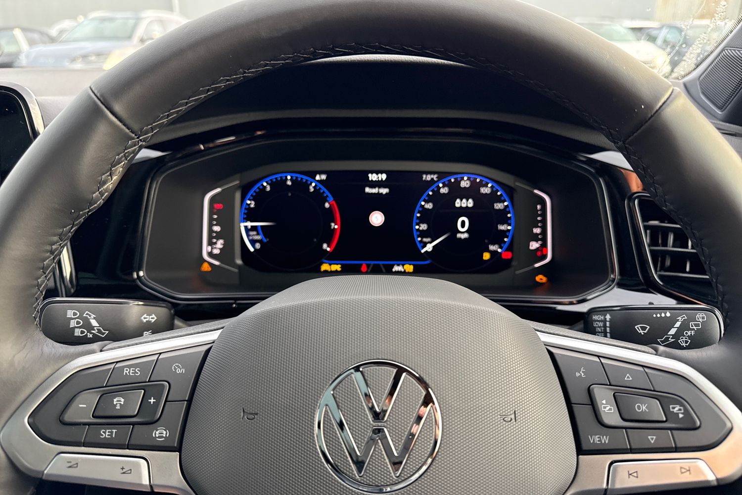 Used Volkswagen T-Roc 2025 for sale - 76985295: Photo 32