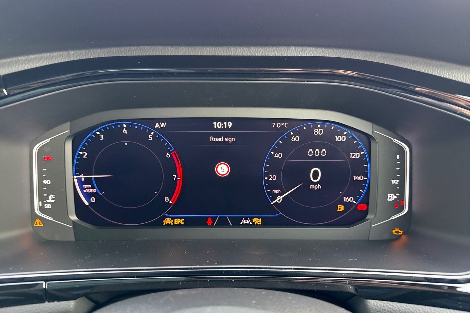 Used Volkswagen T-Roc 2025 for sale - 76985295: Photo 33