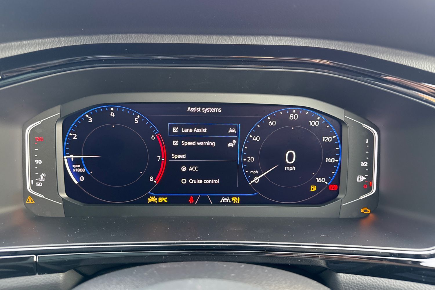 Used Volkswagen T-Roc 2025 for sale - 76985295: Photo 34