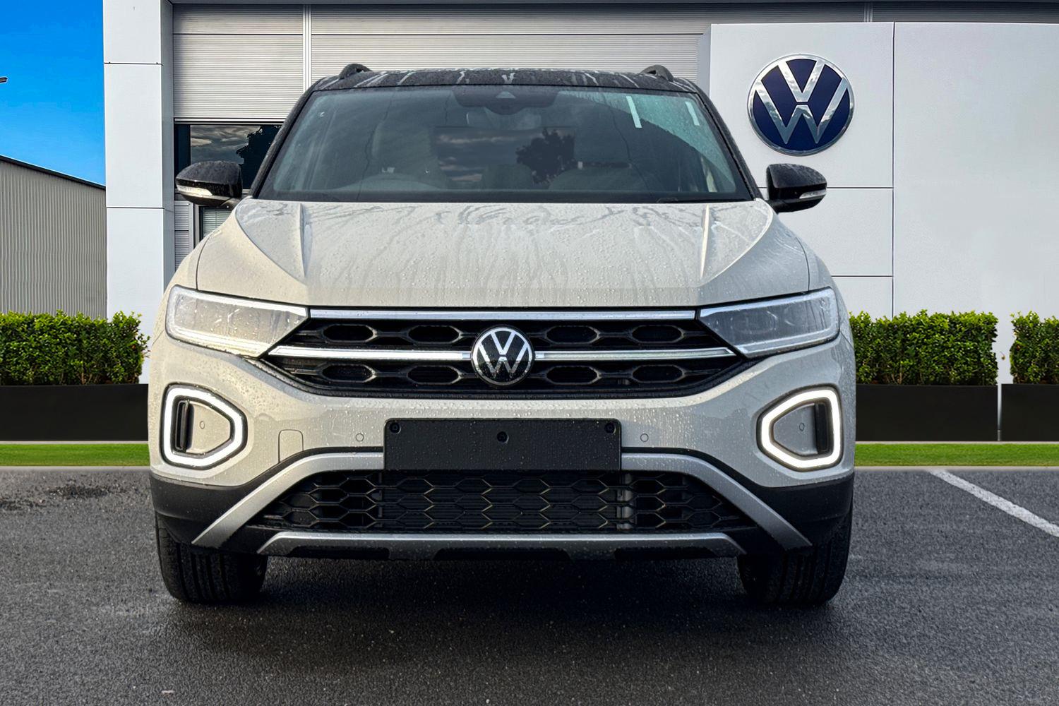 Used Volkswagen T-Roc 2025 for sale - 76985295: Photo 5