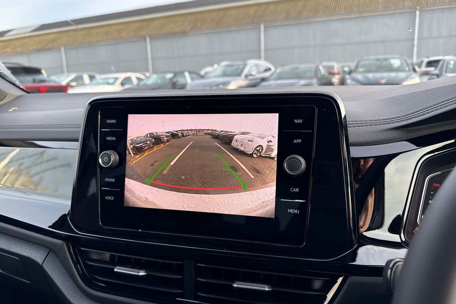 Used Volkswagen T-Roc 2025 for sale - 76985295: Photo 51