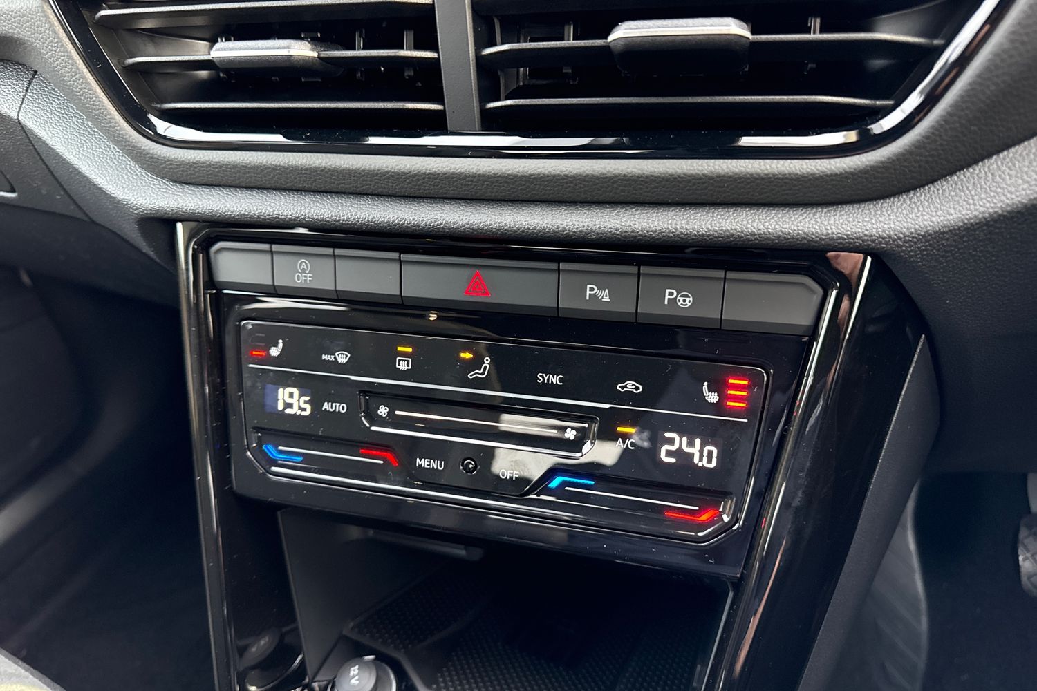 Used Volkswagen T-Roc 2025 for sale - 76985295: Photo 52