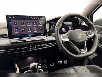 Used Volkswagen Golf 2025 for sale - 77287152: Photo