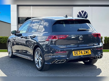 Used Volkswagen Golf 2024 for sale - 78121158: Photo