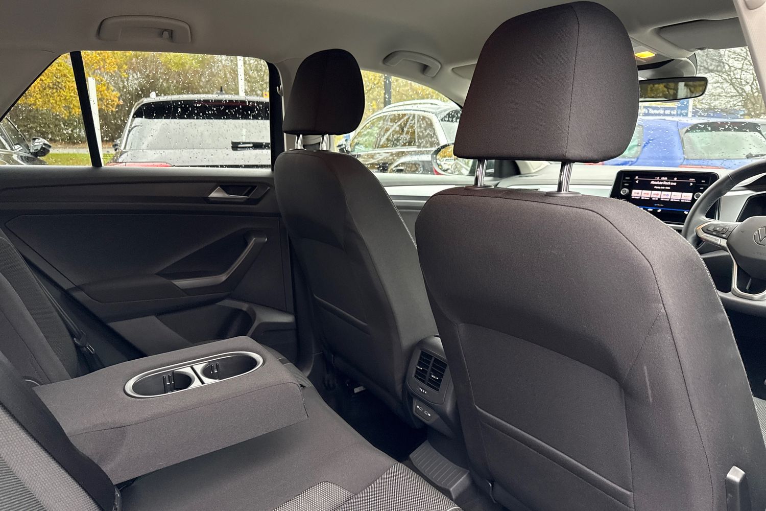 Used Volkswagen T-Roc 2025 for sale - 76739429: Photo 36