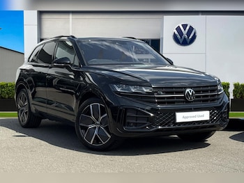 2025 - 3.0 V6 TDI 4Motion 286 Black Edition | Area View Camera | Towbar | Dynaudi 5-Door