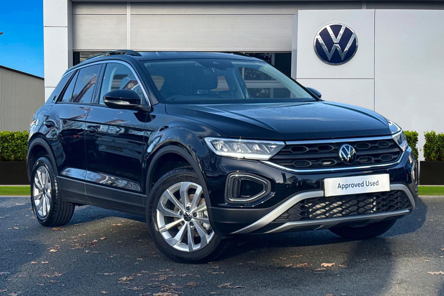 Used Volkswagen T-Roc 2025 for sale - 76896224: Photo 1
