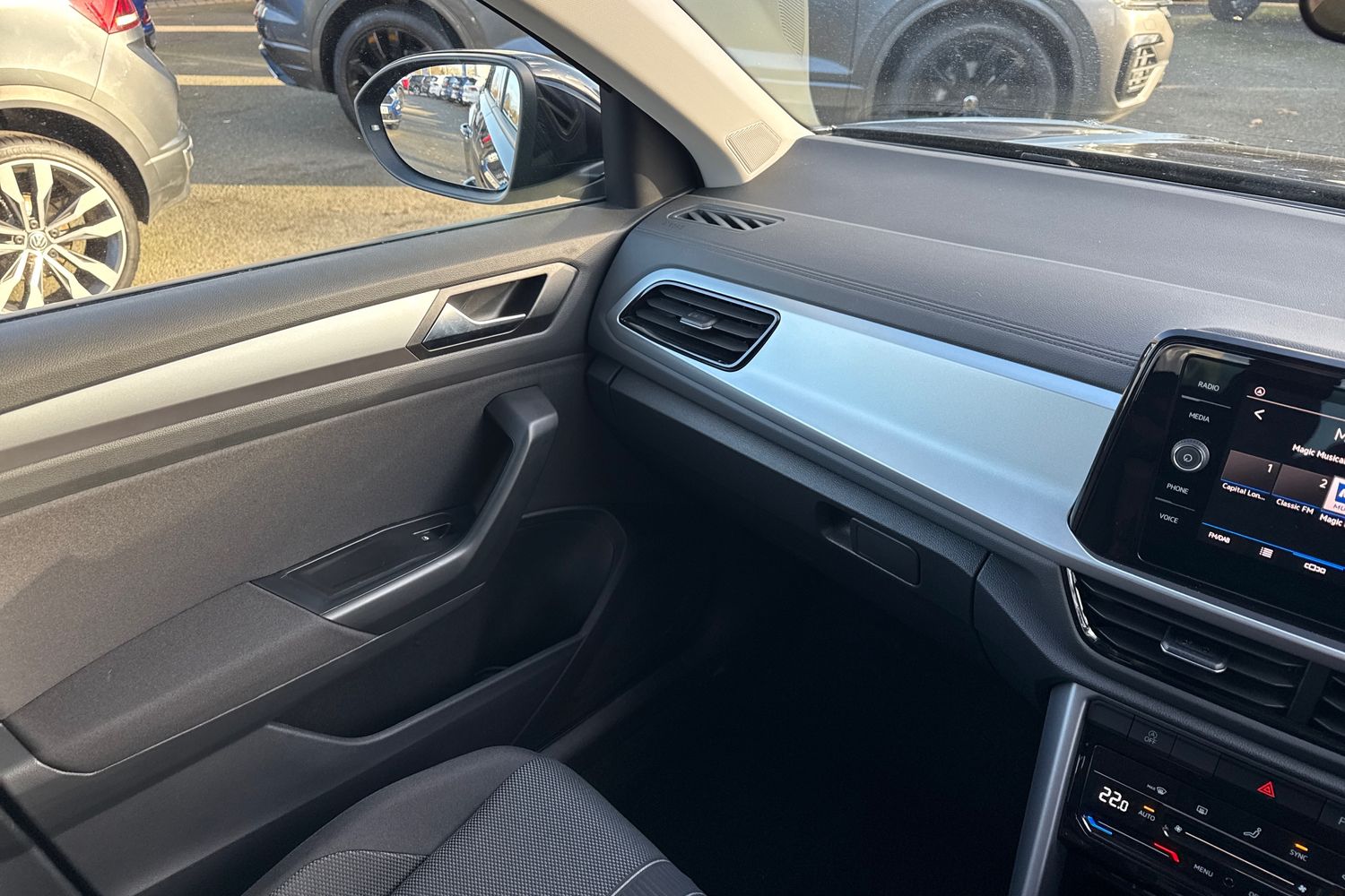 Used Volkswagen T-Roc 2025 for sale - 76896224: Photo 19