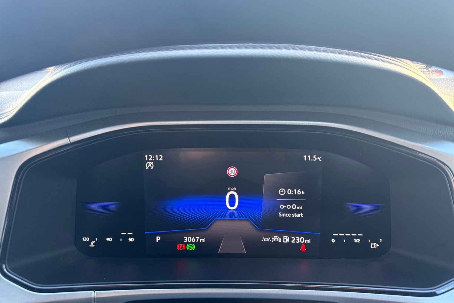 Used Volkswagen T-Roc 2025 for sale - 76896224: Photo 25