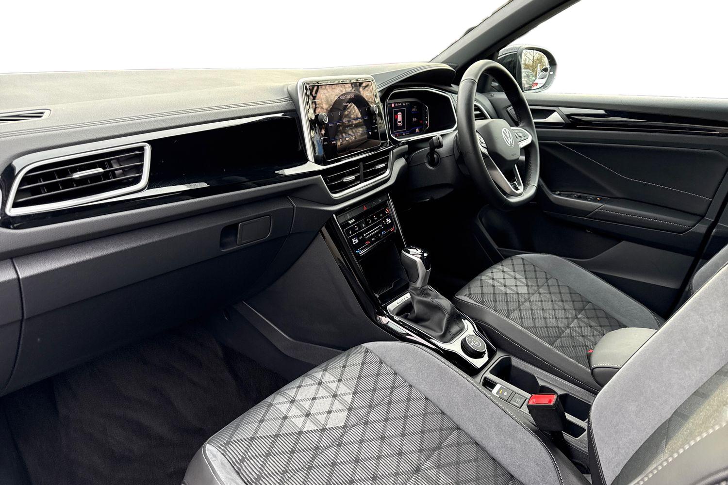 Used Volkswagen T-Roc 2024 for sale - 77199603: Photo 15