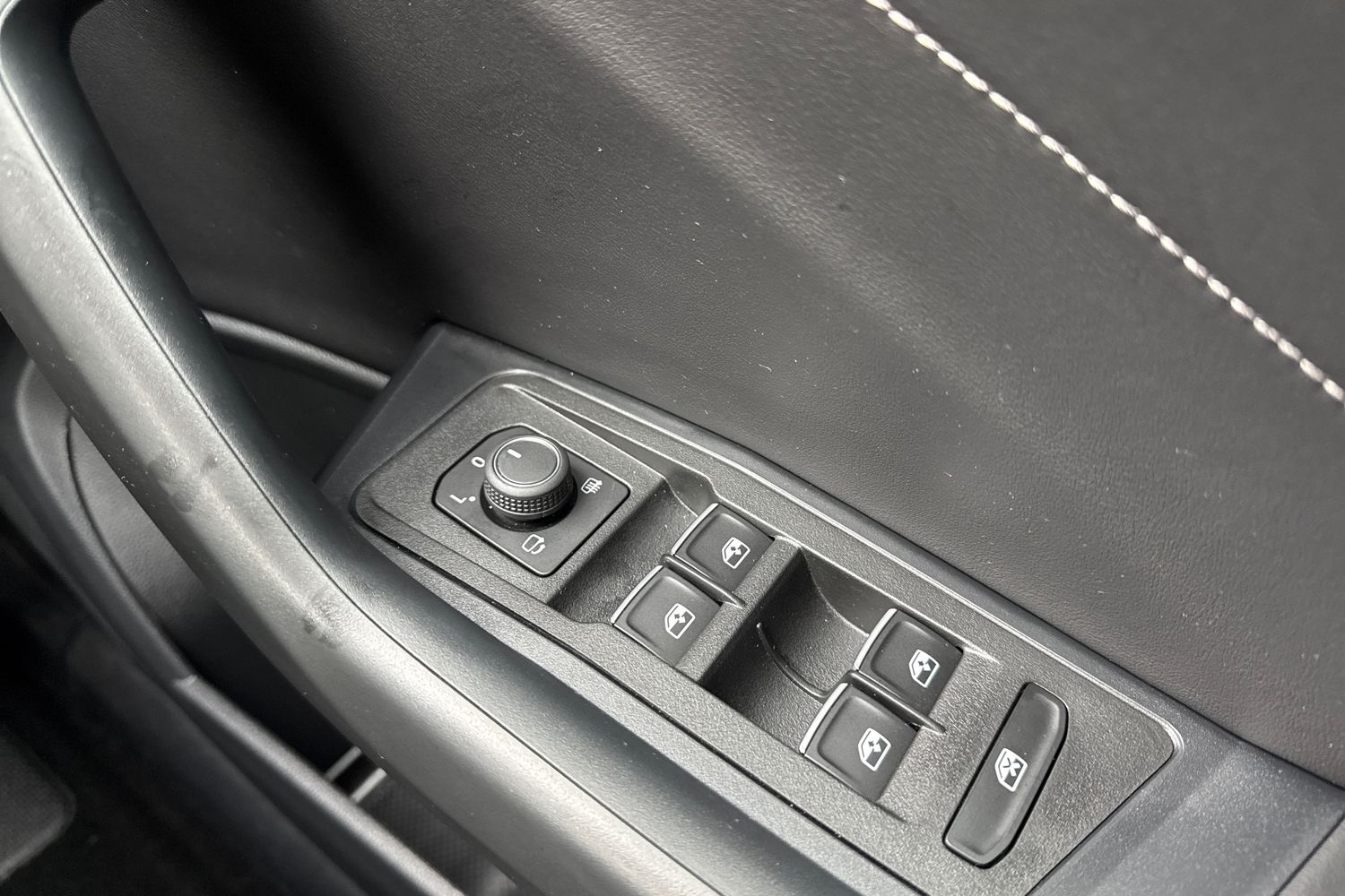 Used Volkswagen T-Roc 2024 for sale - 77199603: Photo 25