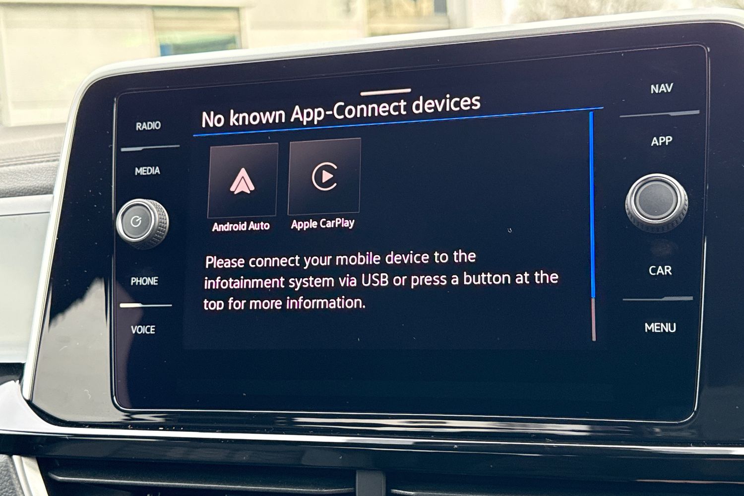 Used Volkswagen T-Roc 2024 for sale - 77199603: Photo 31