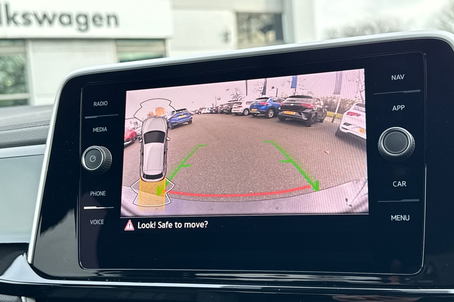 Used Volkswagen T-Roc 2024 for sale - 77199603: Photo 33